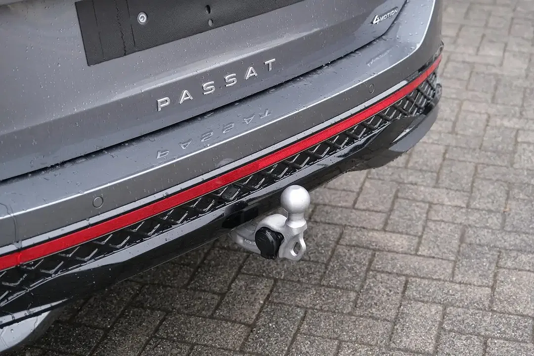 Volkswagen Passat Variant - Thumbnail 8