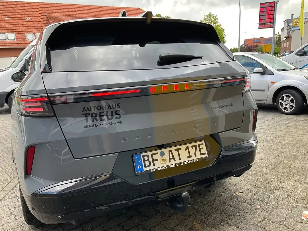 Opel Grandland X - Thumbnail 9