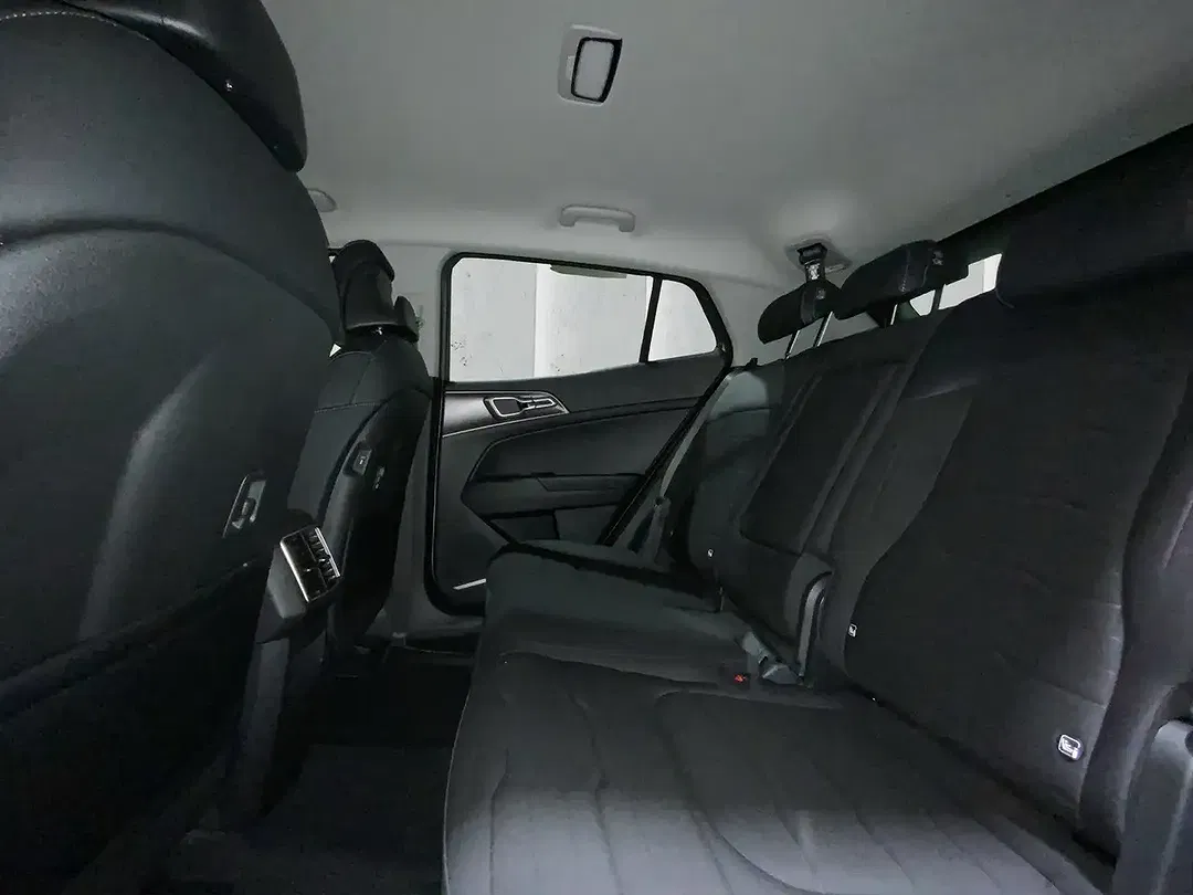 Kia Sportage - Thumbnail 8