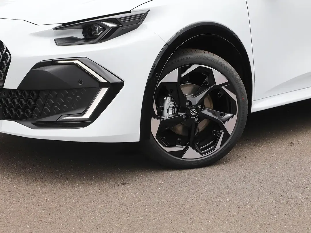 Renault Clio - Thumbnail 12