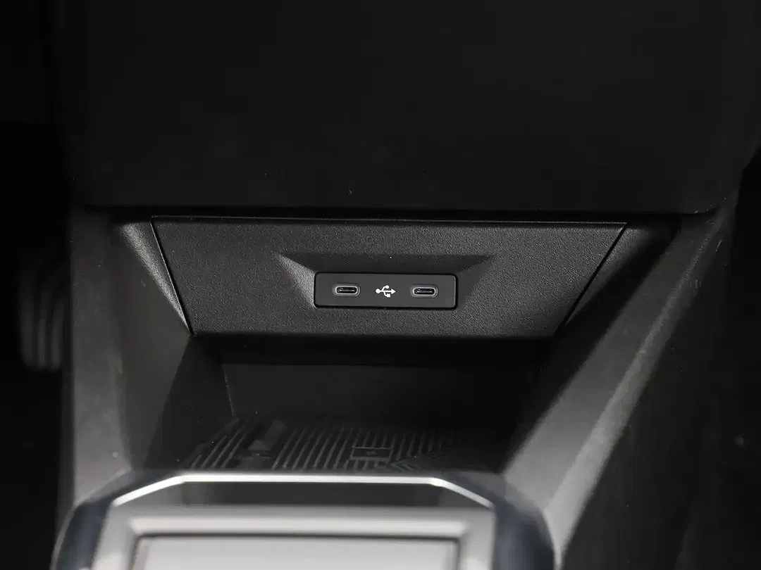 Renault Clio - Thumbnail 8