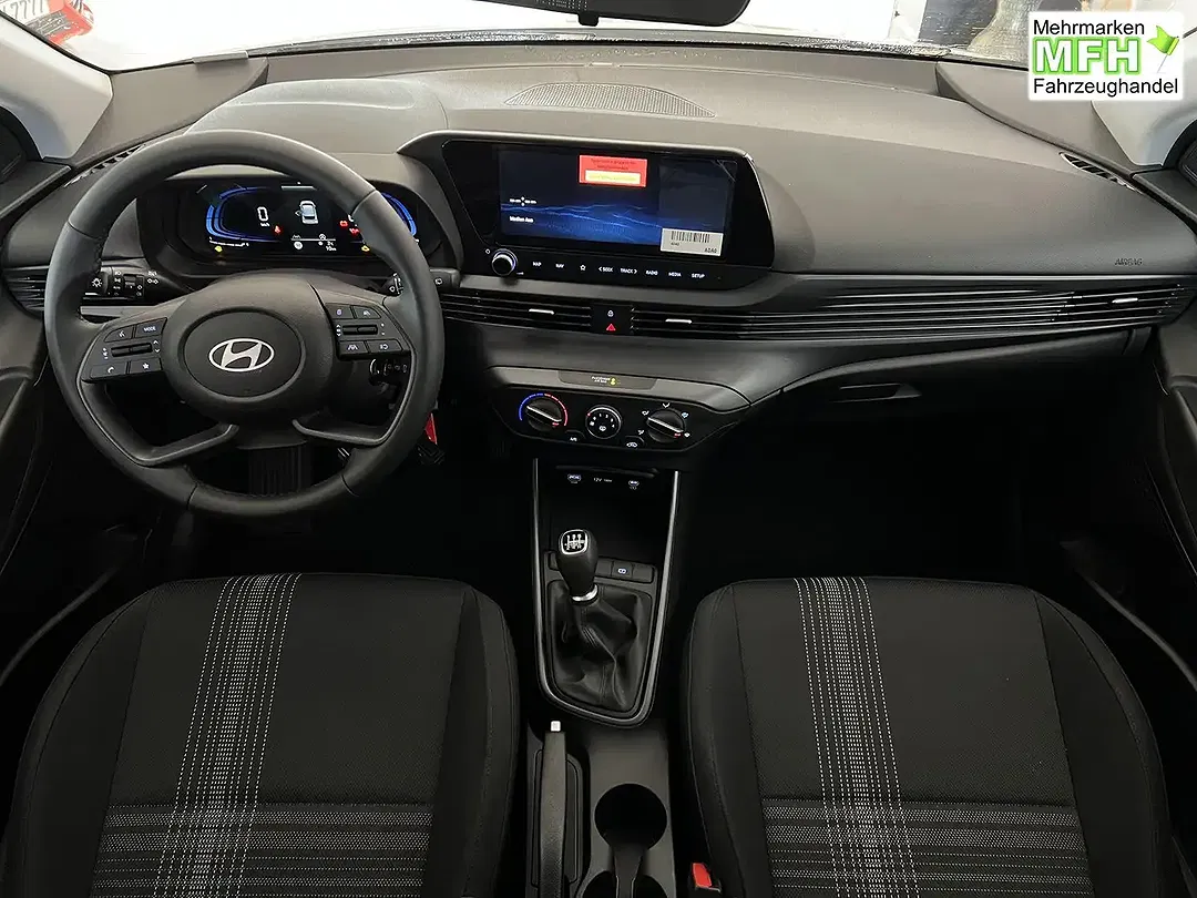 Hyundai i20 - Thumbnail 9