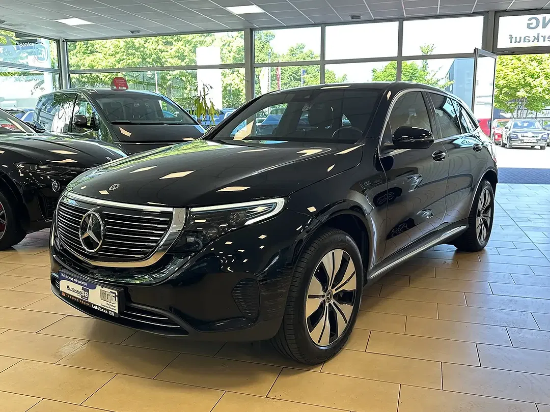 Mercedes-Benz EQC 400 - Thumbnail 1