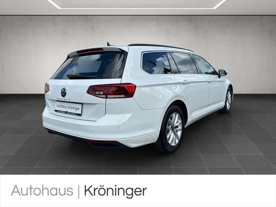 Volkswagen Passat Variant - Thumbnail 2