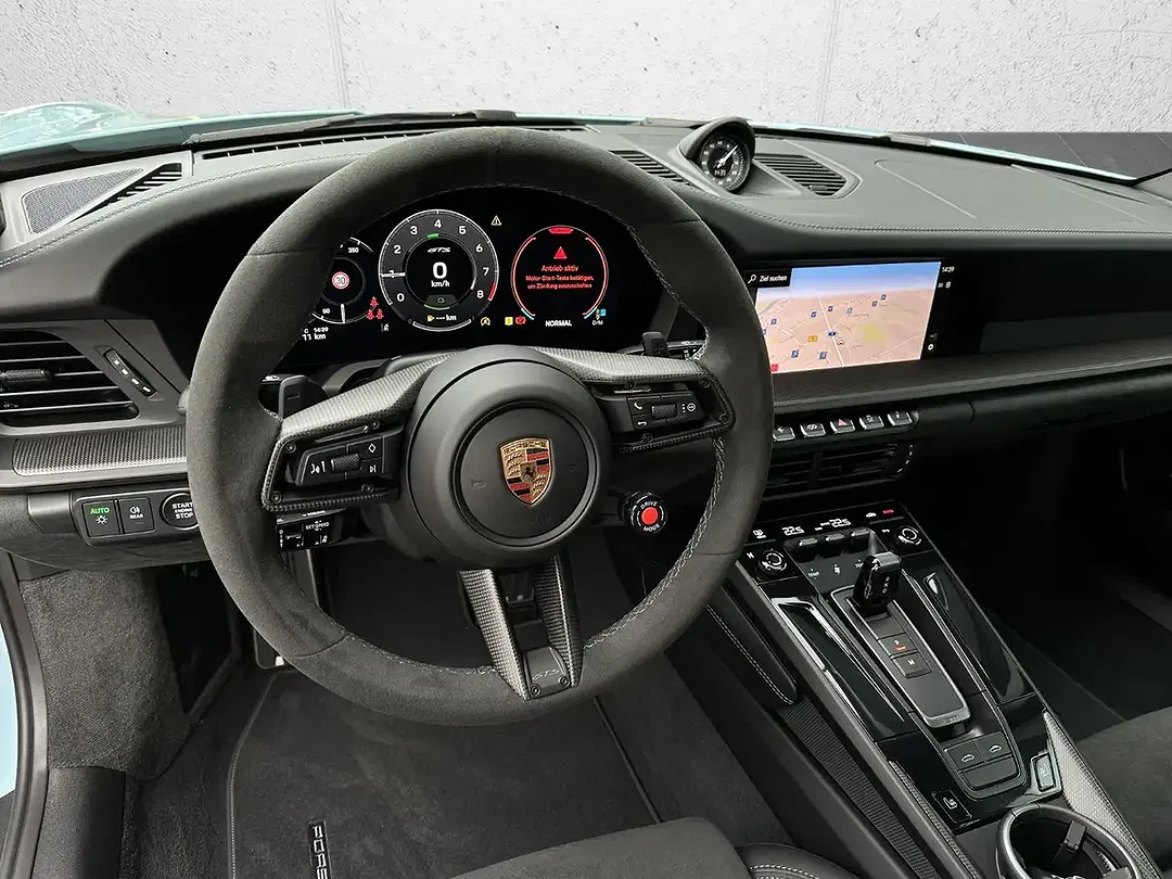 Porsche 992 - Thumbnail 9