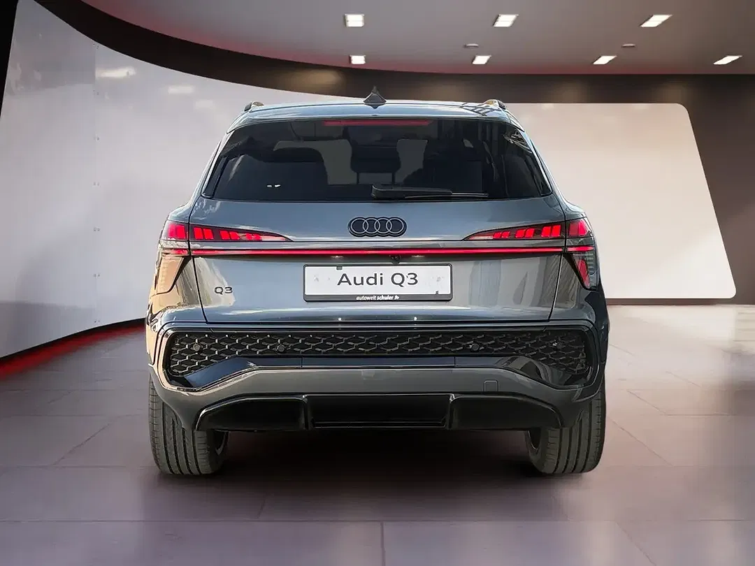 Audi Q3 - Thumbnail 4