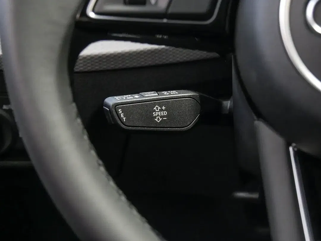 Audi Q2 - Thumbnail 11
