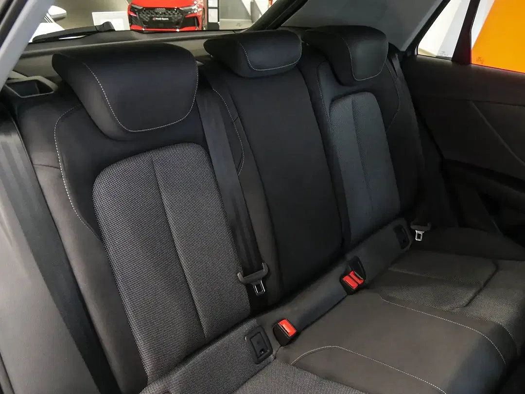 Audi Q2 - Thumbnail 5