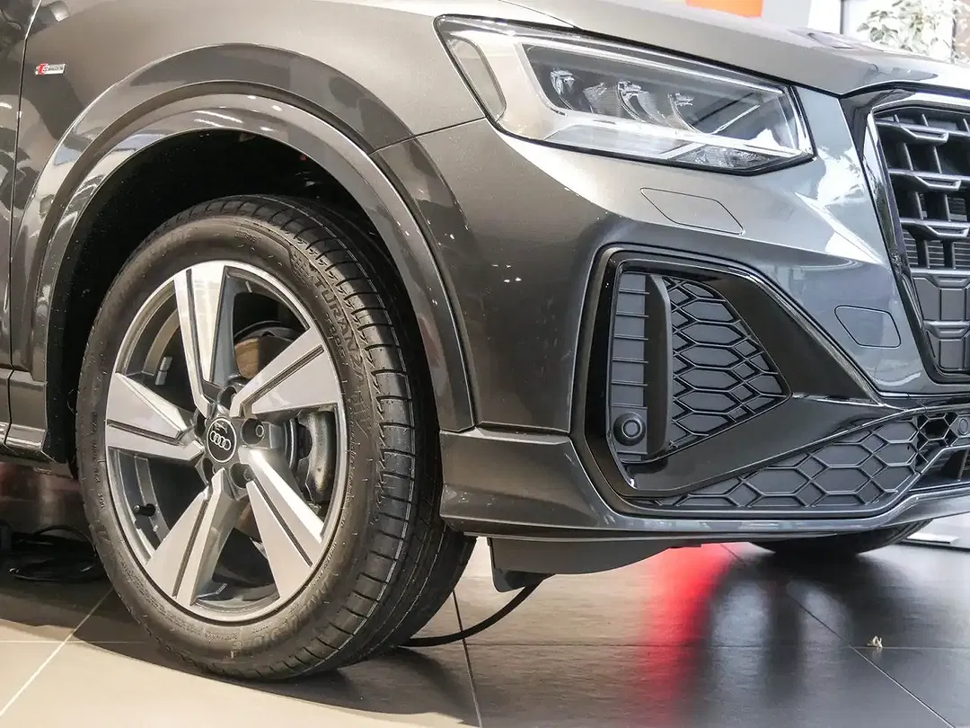 Audi Q2 - Thumbnail 6