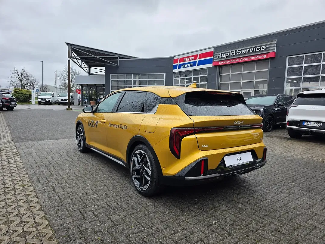 Kia K4 - Thumbnail 6