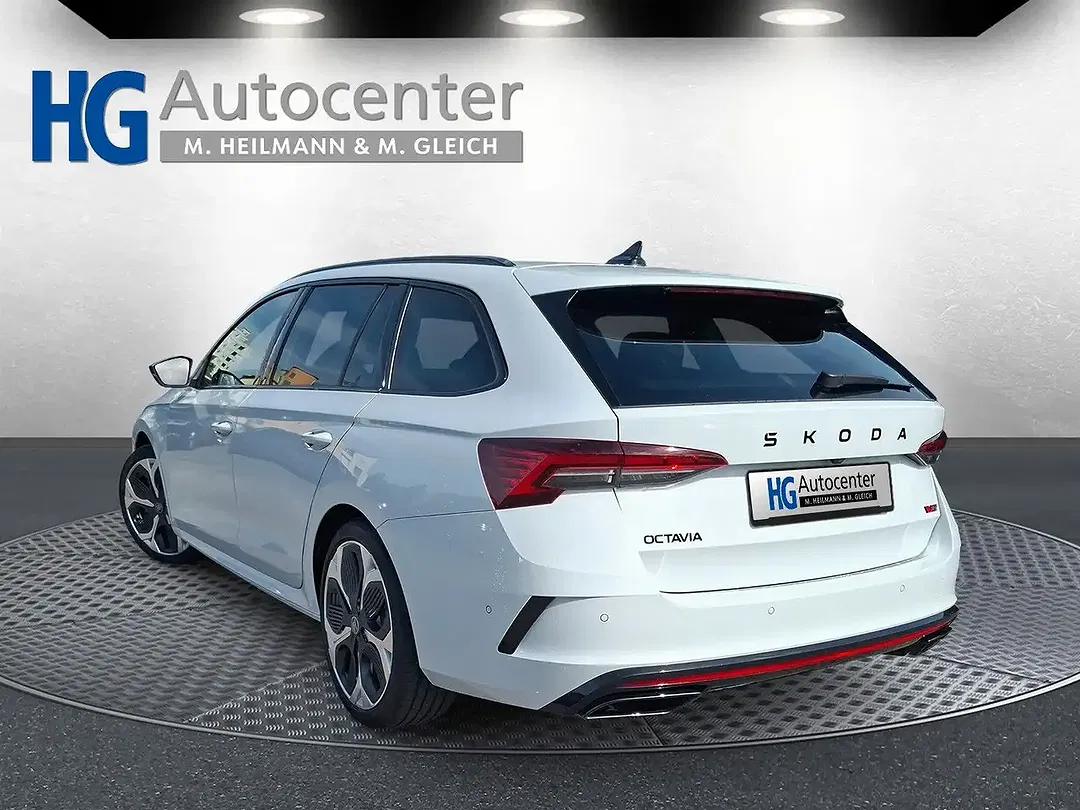Skoda Octavia - Thumbnail 3