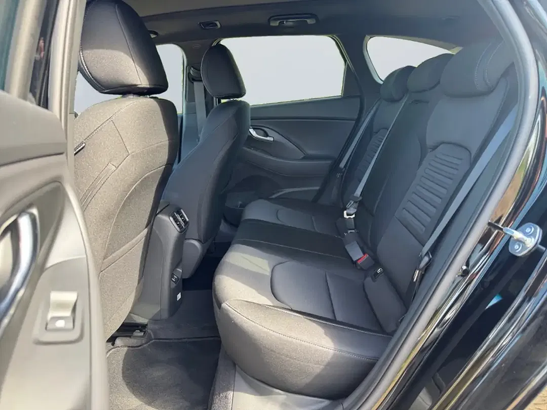 Hyundai i30 - Thumbnail 13