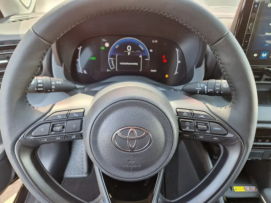 Toyota Yaris - Thumbnail 12