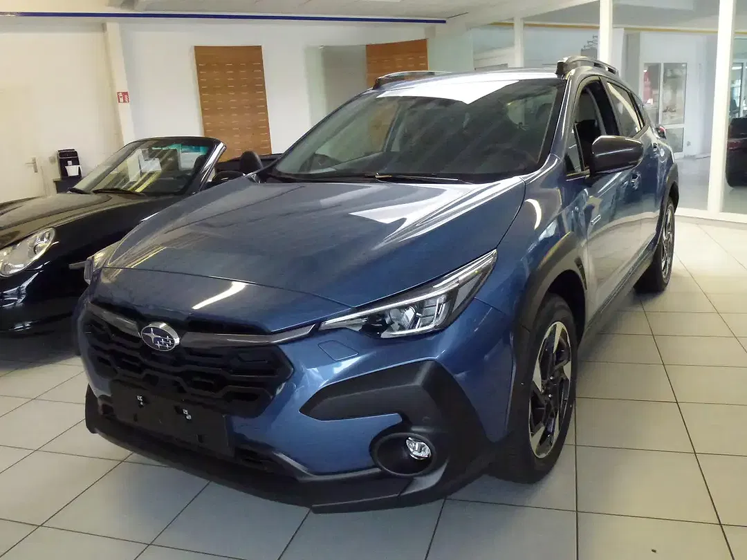 Subaru Crosstrek - Thumbnail 3
