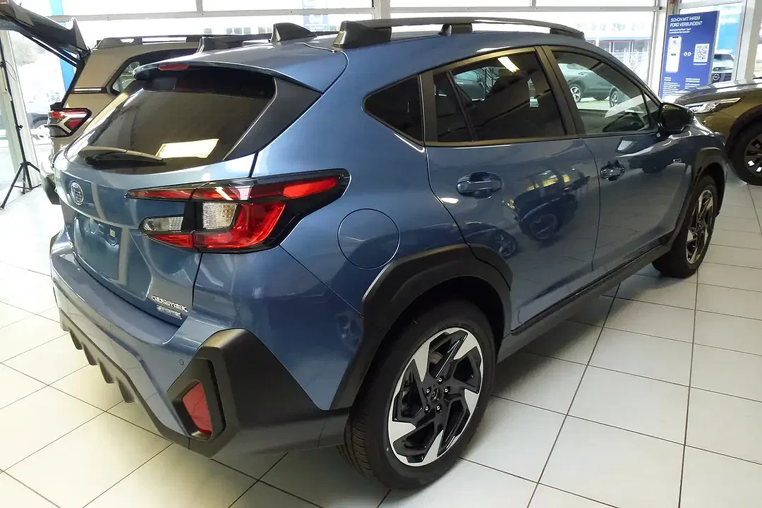 Subaru Crosstrek - Thumbnail 7