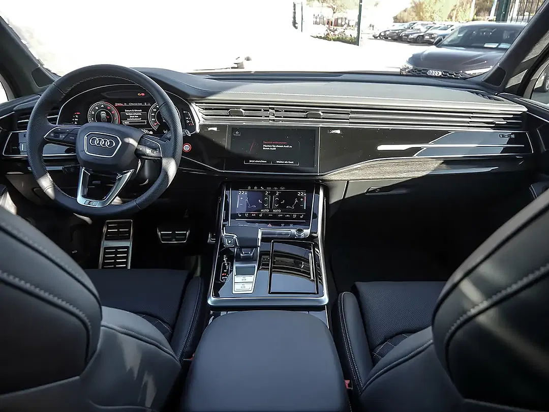 Audi Q7 - Thumbnail 8