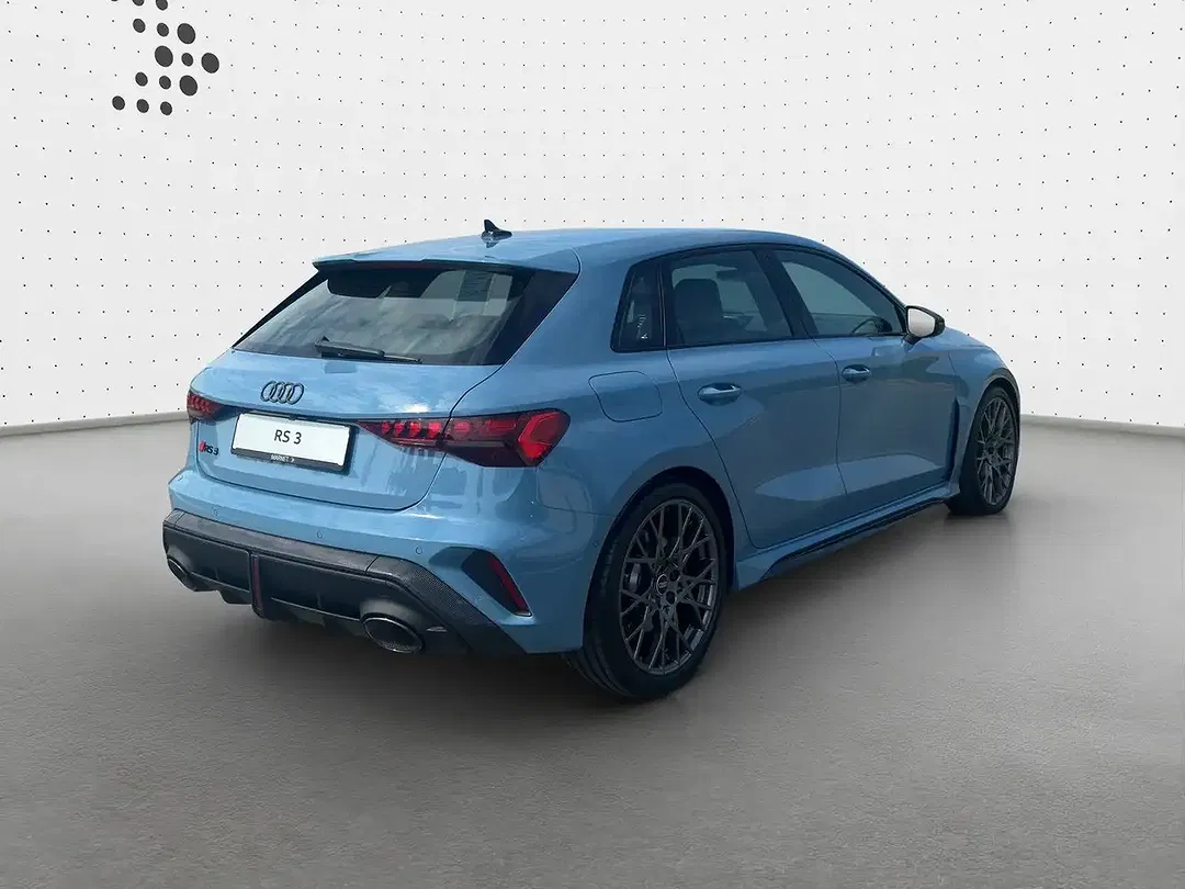 Audi RS3 - Thumbnail 2