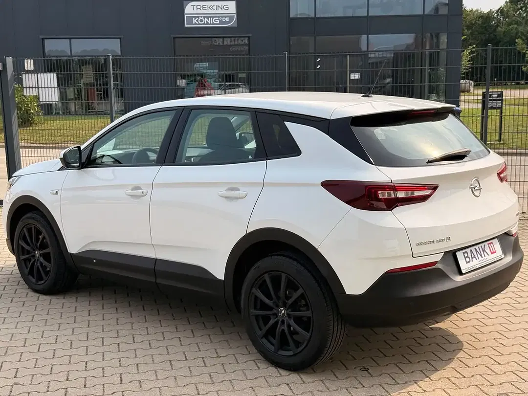 Opel Grandland X - Thumbnail 6