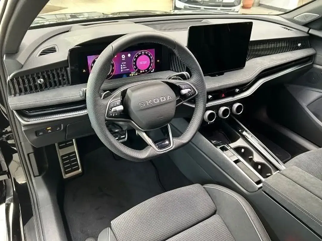 Skoda Superb - Thumbnail 12