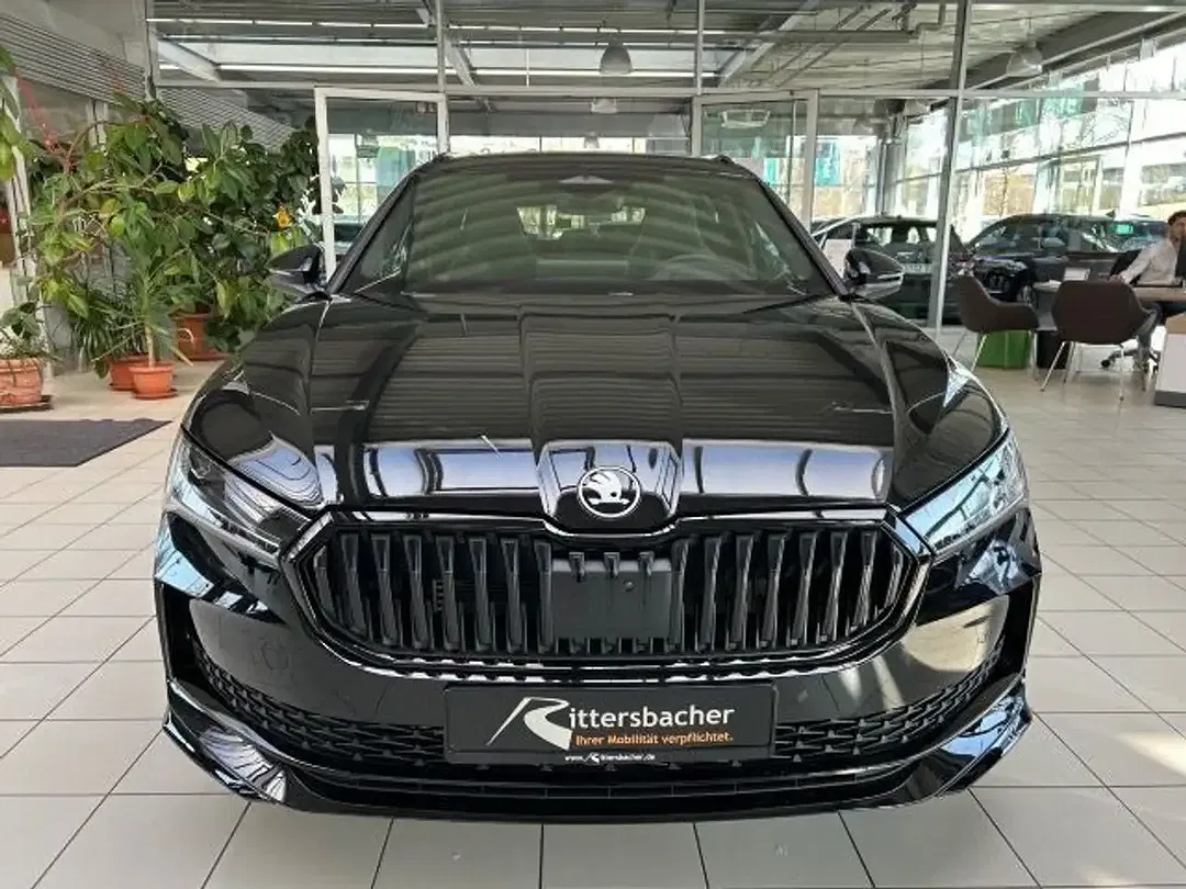 Skoda Superb - Thumbnail 3