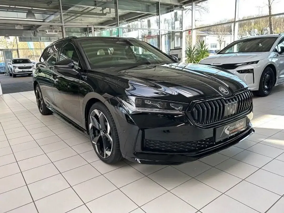 Skoda Superb - Thumbnail 4