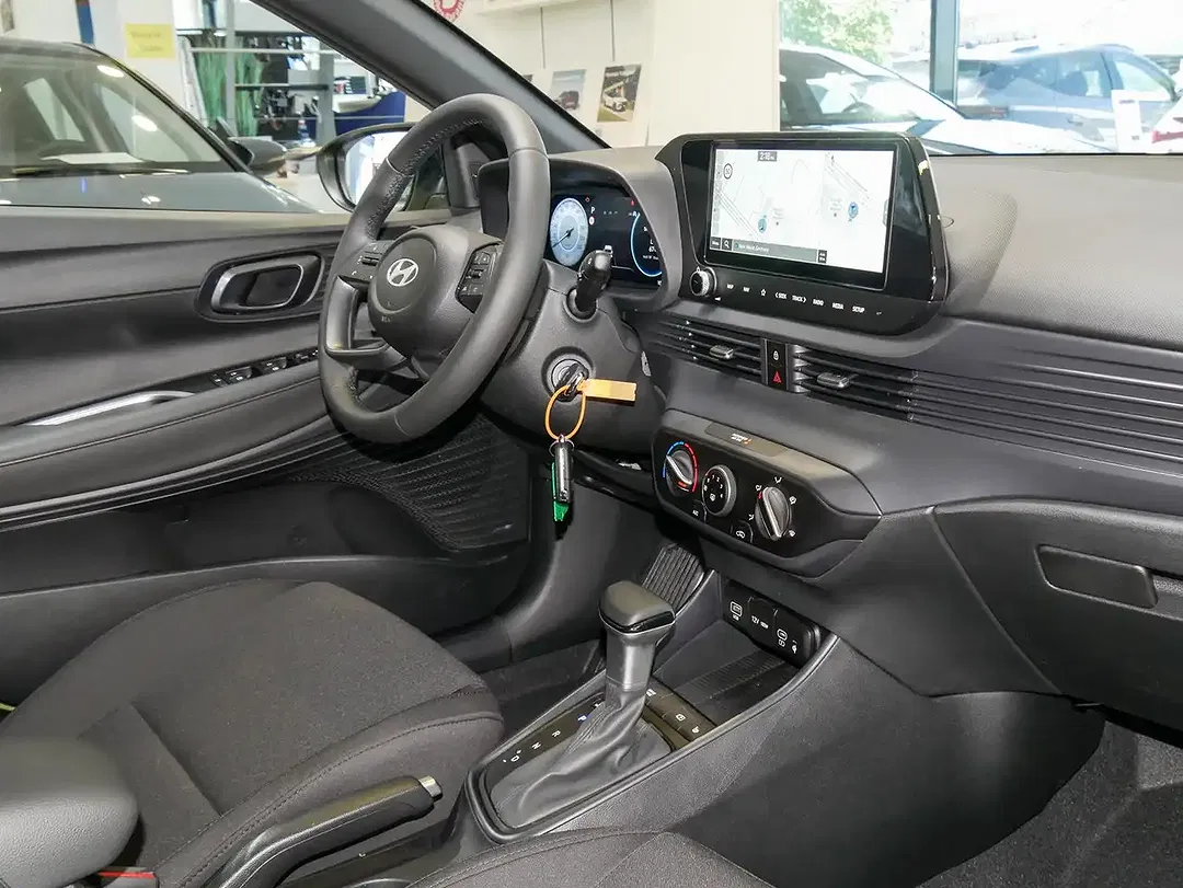 Hyundai i20 - Thumbnail 3
