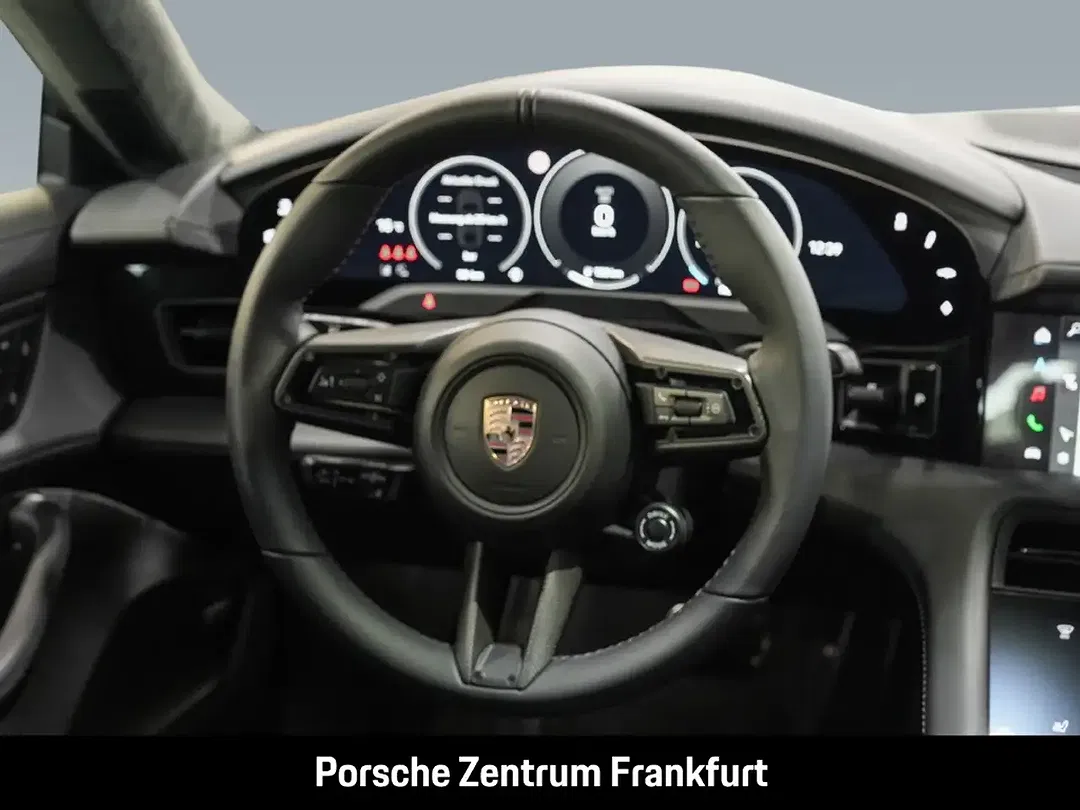 Porsche Taycan - Thumbnail 13