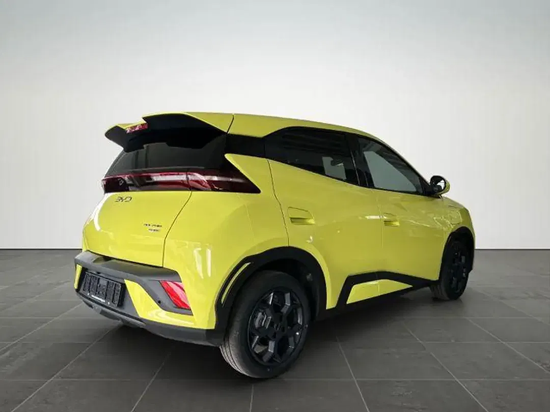 BYD Dolphin - Thumbnail 3