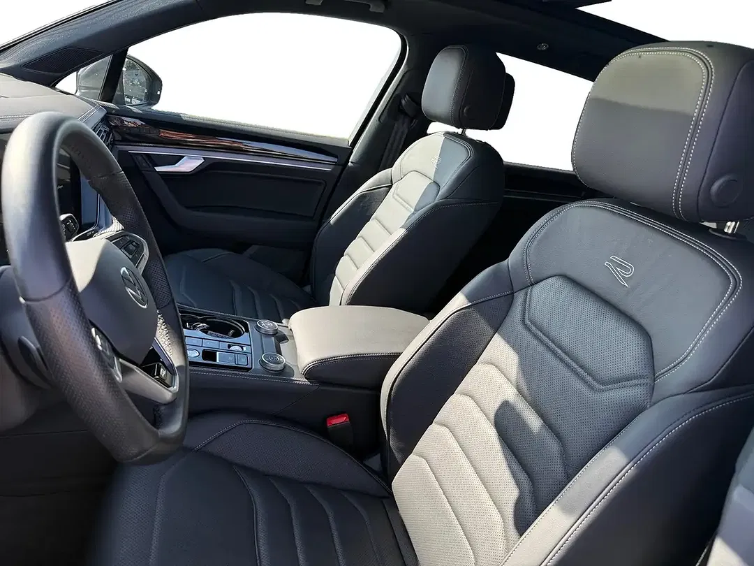 Volkswagen Touareg - Thumbnail 8