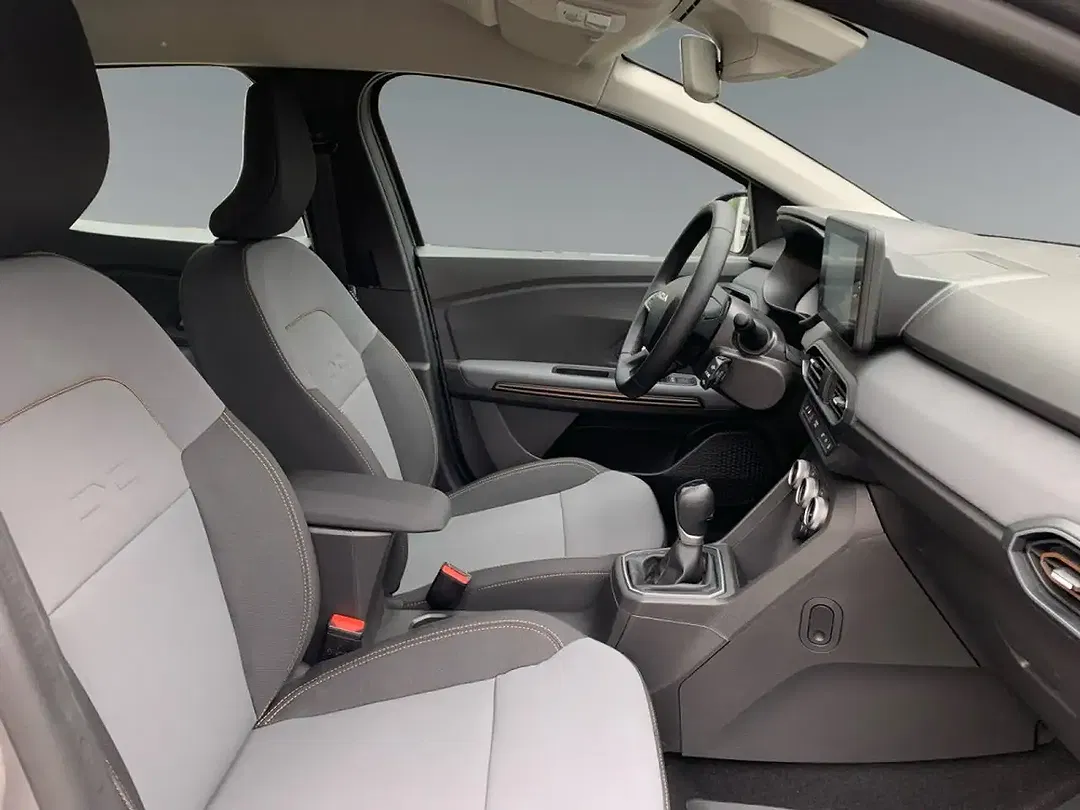 Dacia Sandero - Thumbnail 15