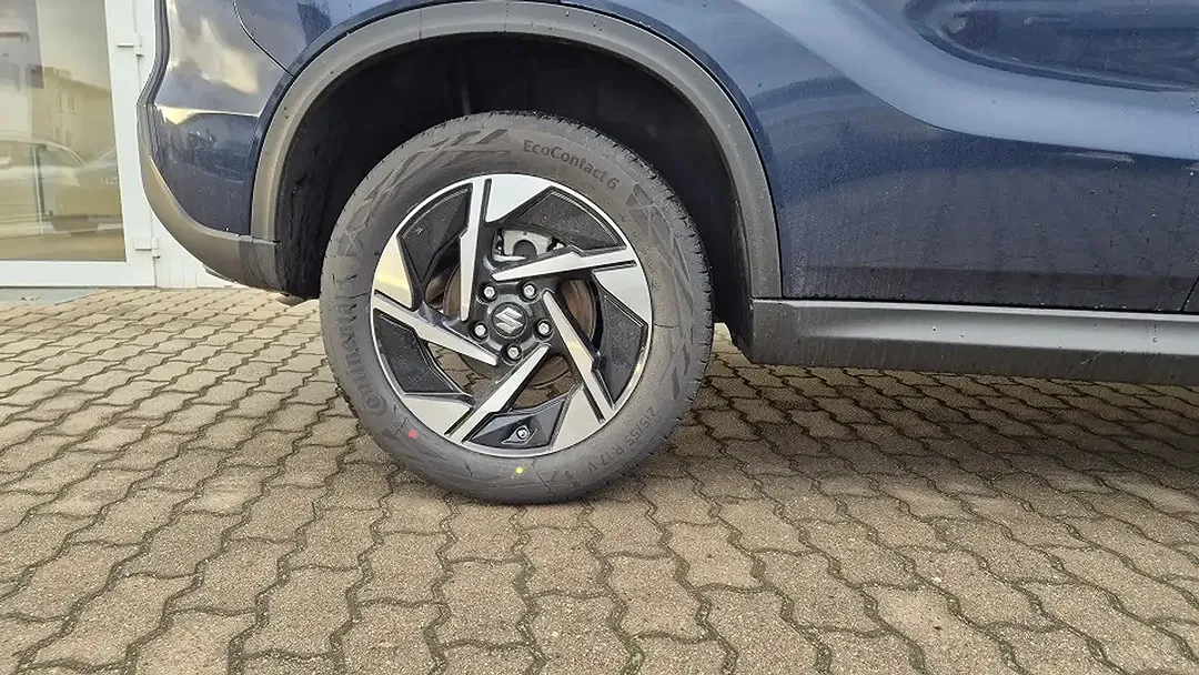 Suzuki Vitara - Thumbnail 15
