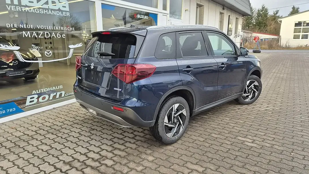 Suzuki Vitara - Thumbnail 2