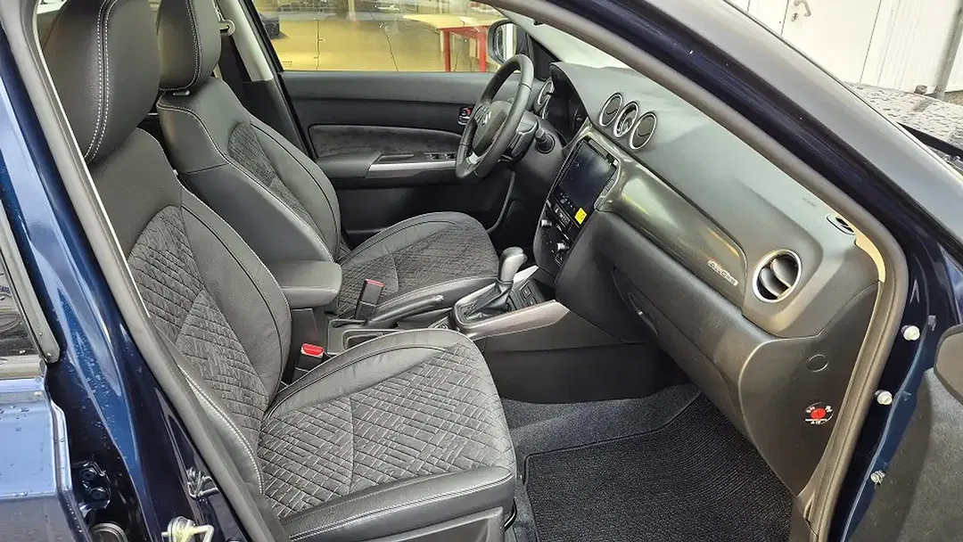Suzuki Vitara - Thumbnail 4