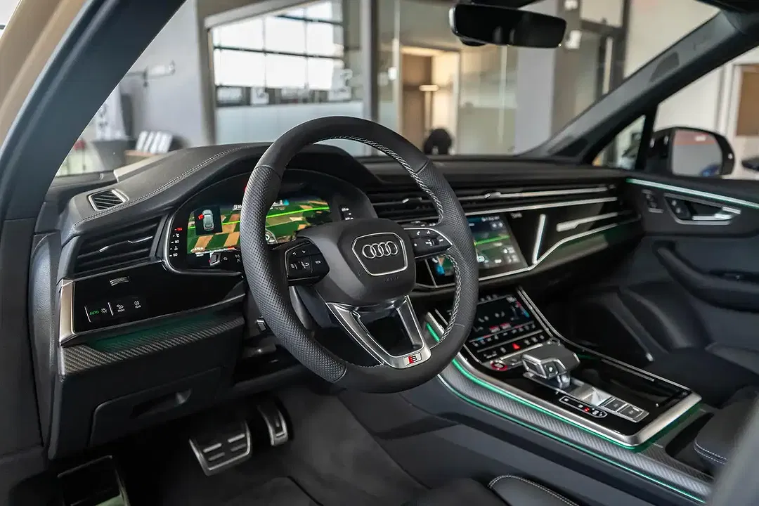 Audi SQ7 - Thumbnail 14
