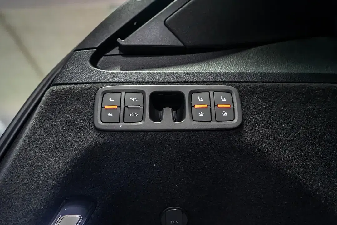 Audi SQ7 - Thumbnail 9