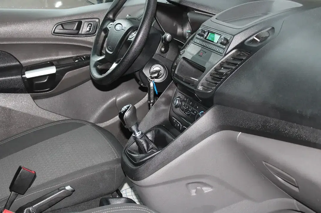 Ford Transit Connect - Thumbnail 11