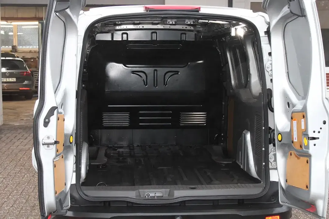 Ford Transit Connect - Thumbnail 7