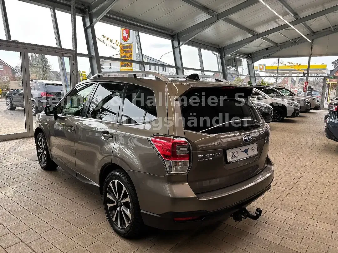 Subaru Forester - Thumbnail 5
