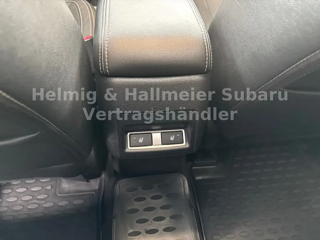 Subaru Forester - Thumbnail 9