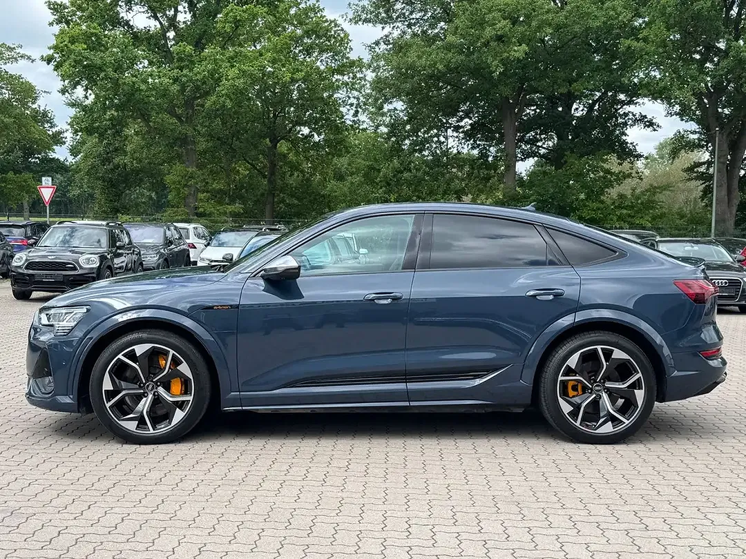 Audi e-tron - Thumbnail 6