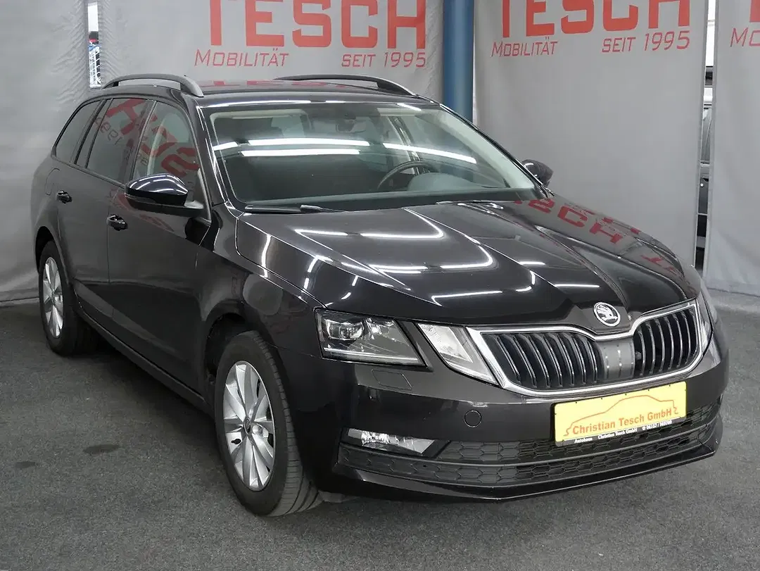Skoda Octavia - Thumbnail 3