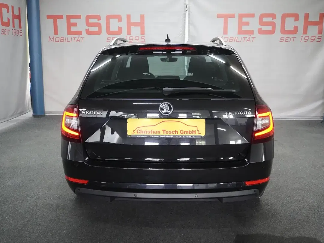 Skoda Octavia - Thumbnail 5