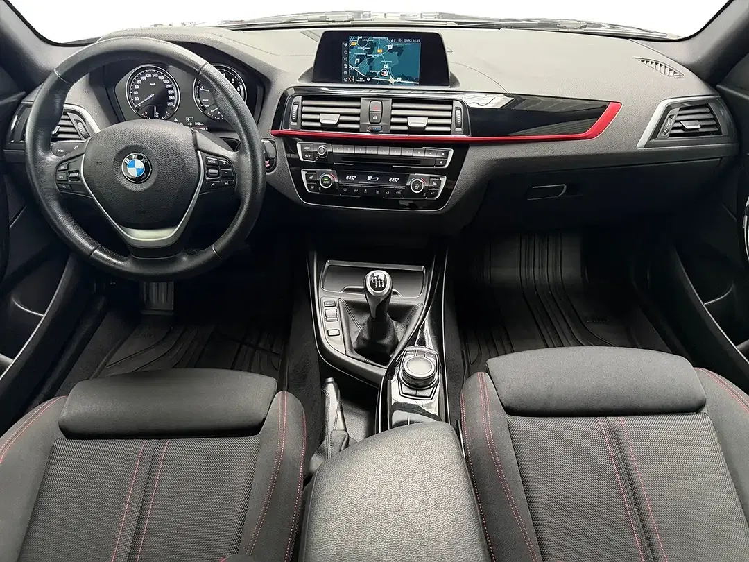 BMW 118 - Thumbnail 4