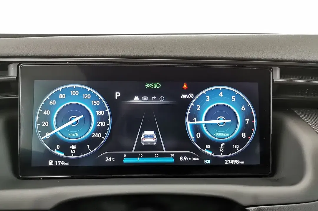 Hyundai TUCSON - Thumbnail 8
