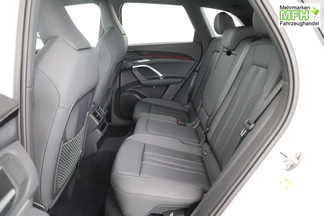 Audi Q5 - Thumbnail 10