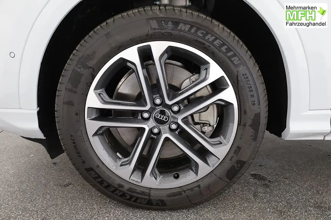 Audi Q5 - Thumbnail 15