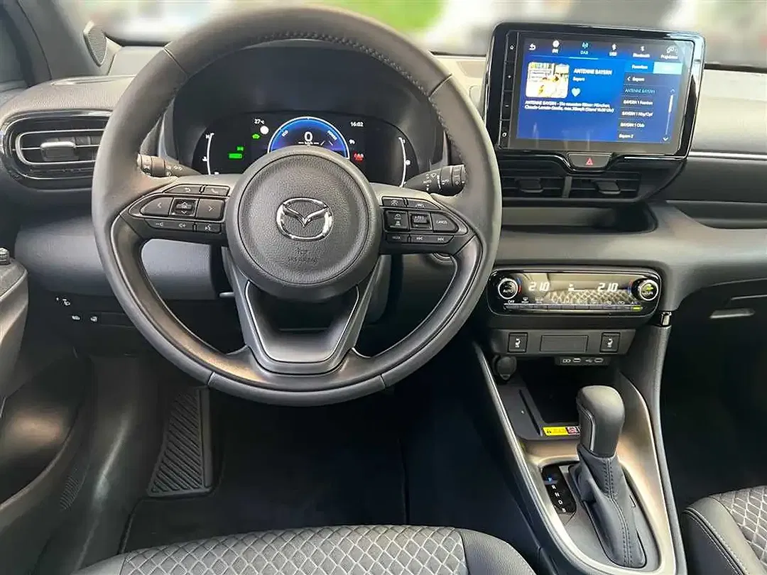Mazda 2 - Thumbnail 10