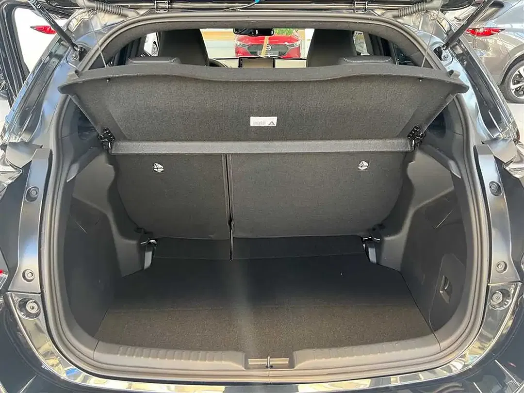 Mazda 2 - Thumbnail 13