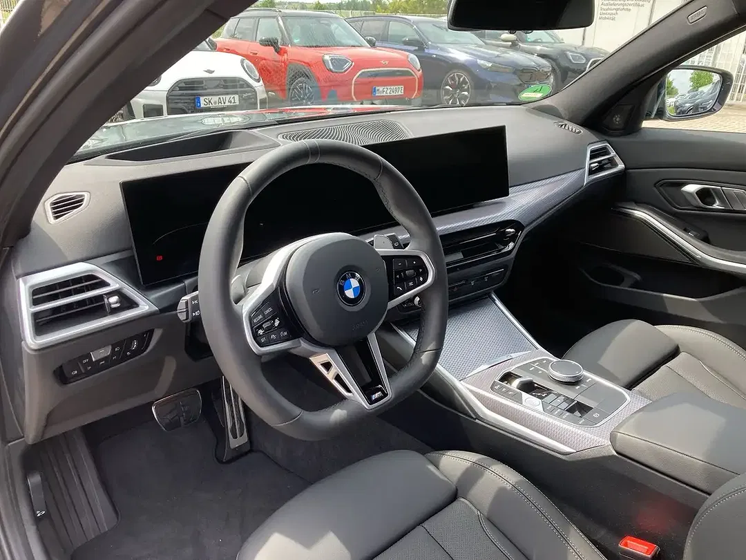 BMW 330 - Thumbnail 8
