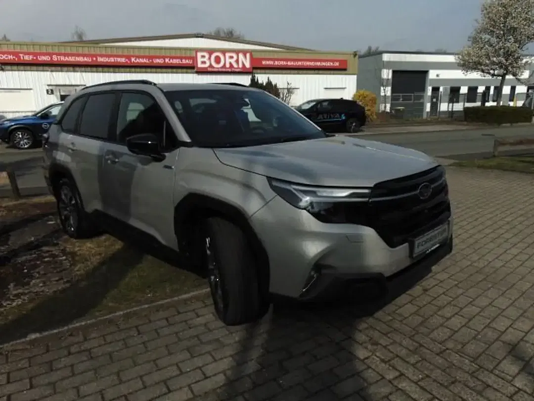 Subaru Forester - Thumbnail 2